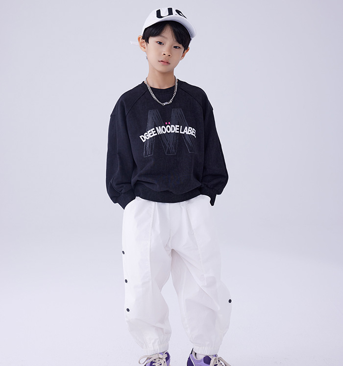 Middle School Children/Male/Female Spring