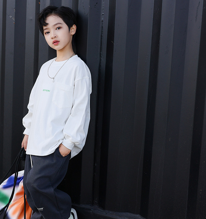 Middle School Children/Male/Female Spring