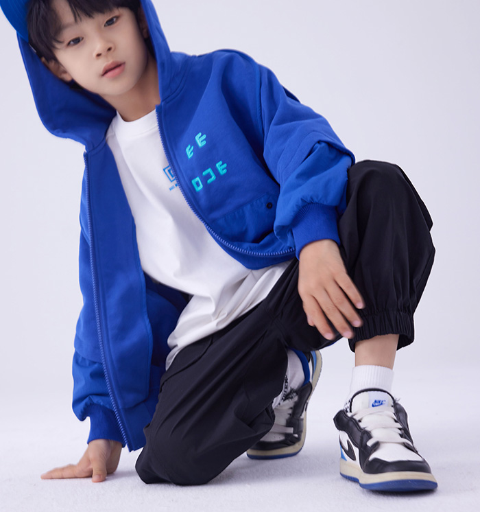 Middle School Children/Male/Female Spring