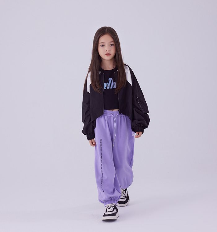 Middle School Children/Male/Female Spring